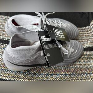 Nike Silver Soccer Cleats size 10.5